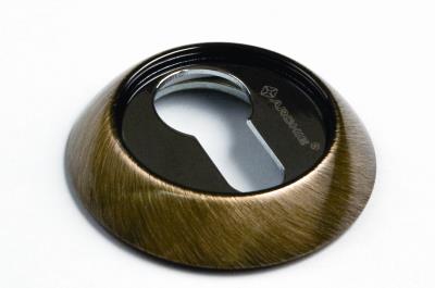 images/products/c940e03c-7594-11e2-b6e6-f46d0408f1e0